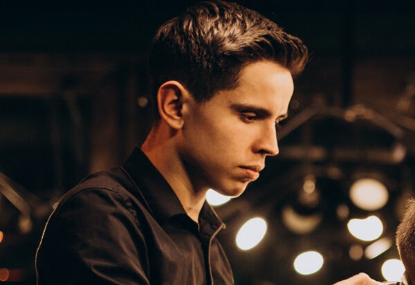 Profissional da Elyte Barbearia